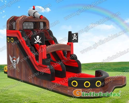 GWS-347 Scivolo d'acqua nave pirata